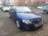 Volkswagen Passat 2005 года за 2 200 000 тг. в Атырау