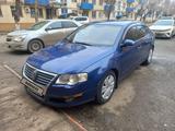 Volkswagen Passat 2005 года за 2 200 000 тг. в Атырау – фото 2