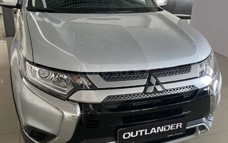 Mitsubishi Outlander Invite 4WD 2022 годаүшін19 900 000 тг. в Караганда