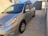 Toyota Sienna 2006 года за 7 500 000 тг. в Актау – фото 2