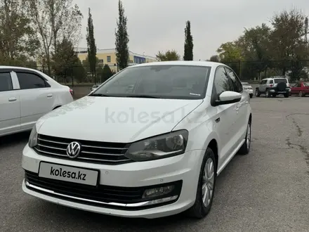 Volkswagen Polo 2016 года за 6 800 000 тг. в Шымкент – фото 2