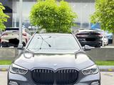 BMW X5 2021 года за 39 000 000 тг. в Алматы – фото 2