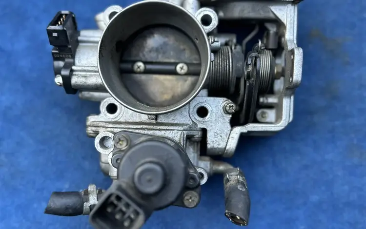 Дроссельный заслонка Mitsubishi Montero Sport за 60 000 тг. в Алматы