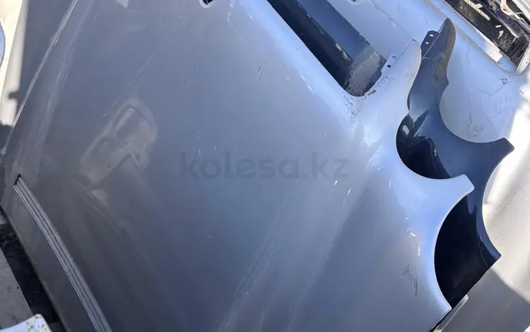 Капот на Мерседес 210 рестайлинг за 40 000 тг. в Алматы