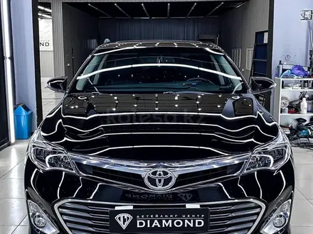 Toyota Avalon 2013 года за 9 500 000 тг. в Атырау