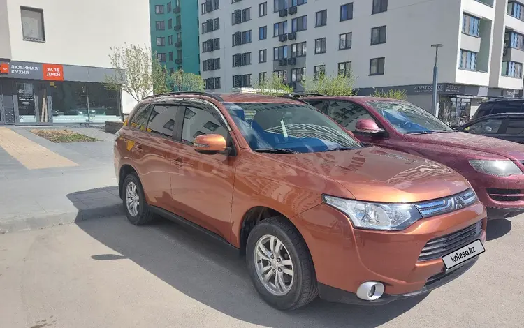 Mitsubishi Outlander 2013 годаүшін9 500 000 тг. в Алматы