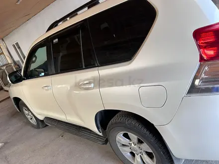 Toyota Land Cruiser Prado 2010 года за 13 000 000 тг. в Караганда – фото 4