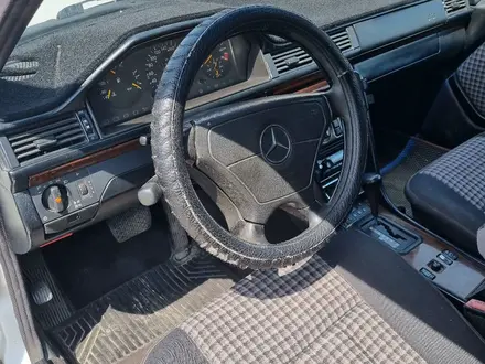 Mercedes-Benz E 320 1994 года за 1 500 000 тг. в Алматы – фото 7