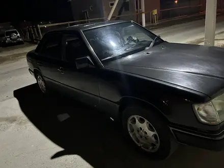 Mercedes-Benz E 230 1992 года за 1 300 000 тг. в Кызылорда – фото 3