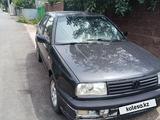 Volkswagen Vento 1994 года за 700 000 тг. в Алматы – фото 3