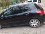 Peugeot 308 2011 годаүшін2 800 000 тг. в Караганда