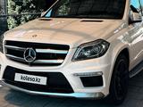 Mercedes-Benz GL 63 AMG 2014 годаүшін26 100 000 тг. в Алматы – фото 3