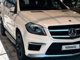 Mercedes-Benz GL 63 AMG 2014 годаүшін26 100 000 тг. в Алматы – фото 2