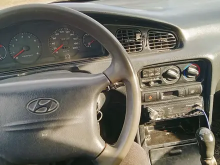 Hyundai Sonata 1998 года за 930 565 тг. в Туркестан – фото 11