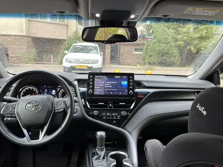 Toyota Camry 2023 года за 15 400 000 тг. в Алматы – фото 8