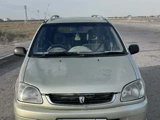 Toyota Raum, 1997