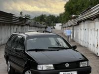 Volkswagen Passat 1992 годаүшін1 750 000 тг. в Алматы