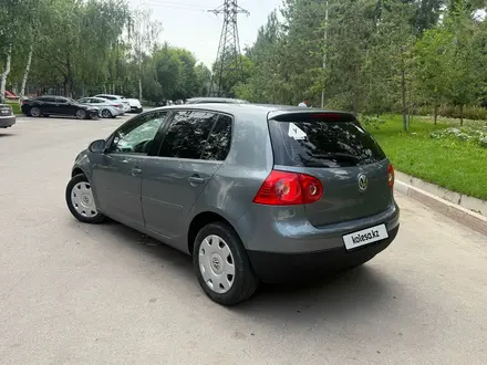 Volkswagen Golf 2005 года за 3 300 000 тг. в Алматы – фото 2