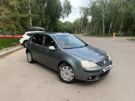Volkswagen Golf 2005 года за 3 300 000 тг. в Алматы – фото 3