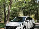 Hyundai Accent 2021 года за 8 200 000 тг. в Шымкент