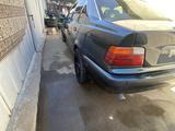 BMW 320 1995 года за 2 500 000 тг. в Алматы – фото 3