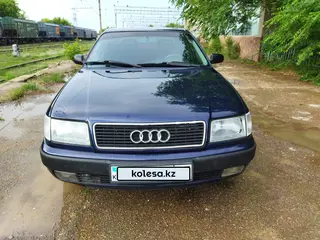 Audi 100