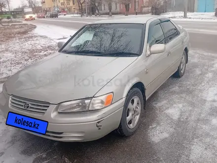 Toyota Camry Gracia 1997 года за 3 000 000 тг. в Семей – фото 3