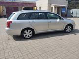 Toyota Avensis 2004 года за 3 800 000 тг. в Усть-Каменогорск – фото 2