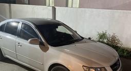 Hyundai Sonata 2006 годаfor4 000 000 тг. в Актау – фото 3