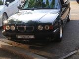 BMW 520 1991 года за 2 700 000 тг. в Алматы – фото 4