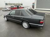 Mercedes-Benz E 320 1993 годаfor3 500 000 тг. в Алматы