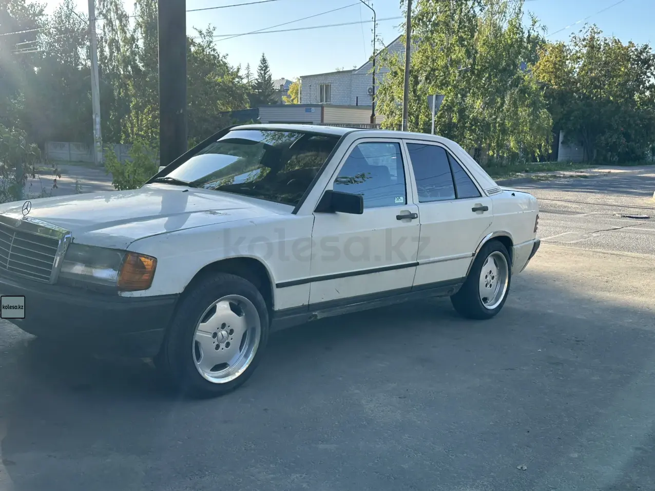 Mercedes-Benz 190, 1990