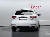 Maserati Levante 2018 года за 25 100 000 тг. в Алматы – фото 4