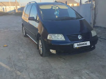 Volkswagen Sharan 2002 года за 2 800 000 тг. в Уральск – фото 10