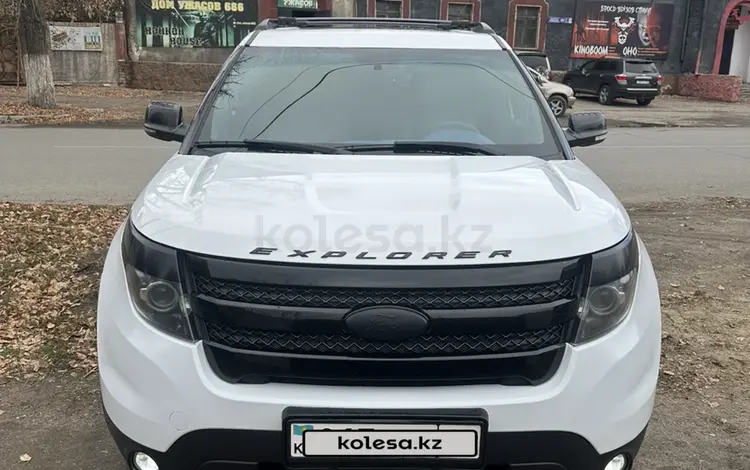 Ford Explorer 2013 года за 9 100 000 тг. в Семей