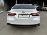 Toyota Camry 2019 года за 14 800 000 тг. в Курчум – фото 5