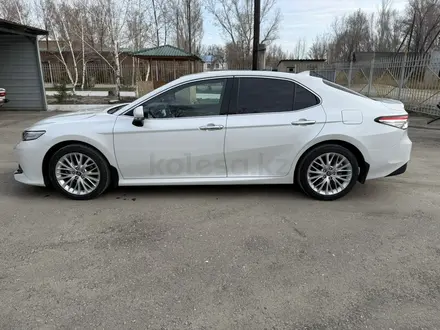 Toyota Camry 2019 года за 14 000 000 тг. в Усть-Каменогорск – фото 6