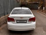Chevrolet Cruze 2012 года за 3 850 000 тг. в Шымкент – фото 5