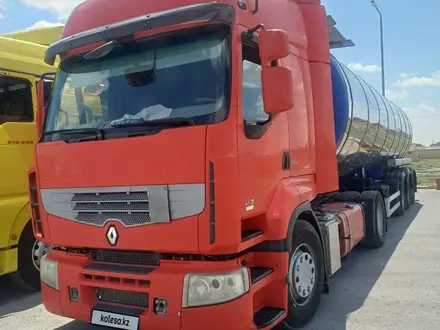Renault  Premium 2014 года за 20 000 000 тг. в Актау