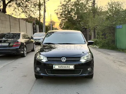 Volkswagen Polo 2014 года за 3 990 000 тг. в Алматы – фото 2