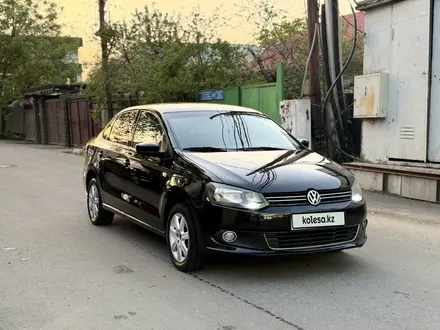 Volkswagen Polo 2014 года за 3 990 000 тг. в Алматы – фото 3