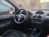 Peugeot 206 2006 годаүшін1 200 000 тг. в Актау – фото 4