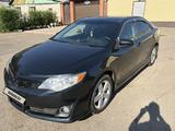 Toyota Camry 2012 года за 6 900 000 тг. в Уральск – фото 2