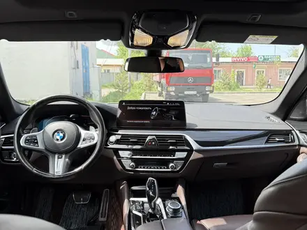 BMW 530 2022 года за 25 300 000 тг. в Алматы – фото 9