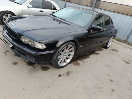 BMW 740 1998 года за 5 500 000 тг. в Алматы – фото 2