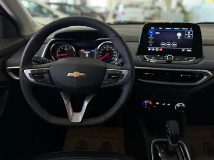 Chevrolet Tracker Premier 2025 года за 10 740 000 тг. в Семей – фото 14