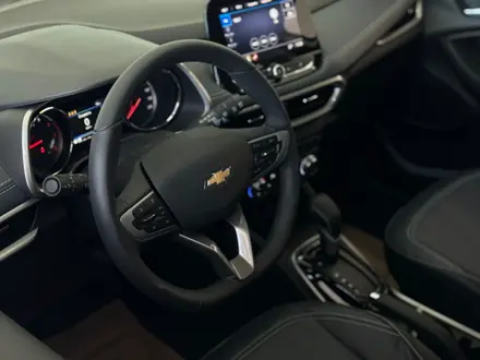 Chevrolet Tracker Premier 2025 года за 10 740 000 тг. в Семей – фото 15