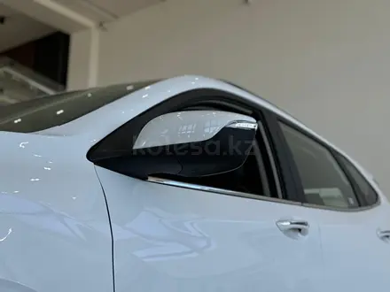 Chevrolet Tracker Premier 2025 года за 10 740 000 тг. в Семей – фото 4