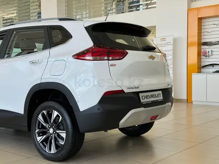 Chevrolet Tracker Premier 2025 года за 10 740 000 тг. в Семей – фото 8