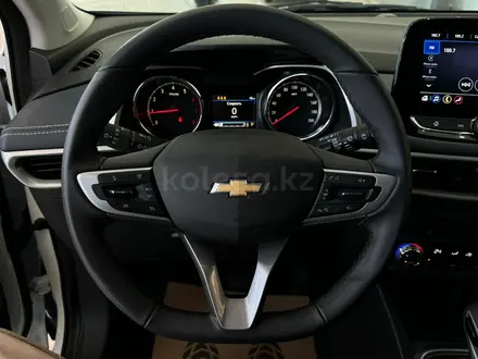 Chevrolet Tracker Premier 2025 года за 10 740 000 тг. в Семей – фото 9